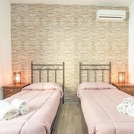Lungomare Alghero 2 Minuti A Piedi Dalla Spiaggia Rosaria House Luaran gambar